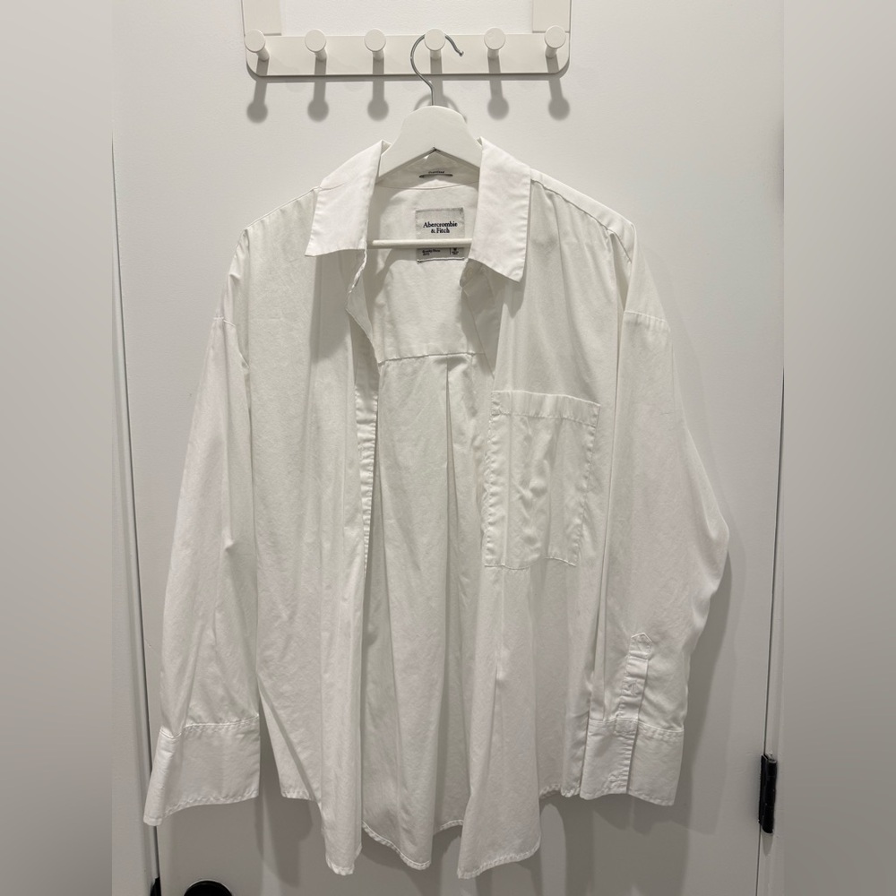 Abercrombie & Fitch Women's Oversized White Button Down Shirt